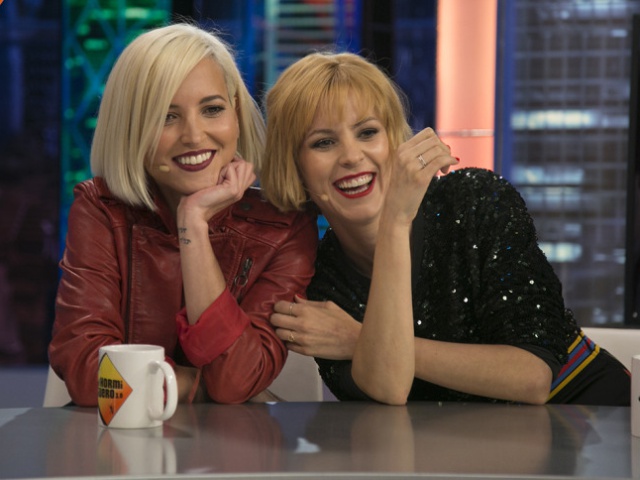 Las Chicas Del Cable Carlota Y Sara Beso