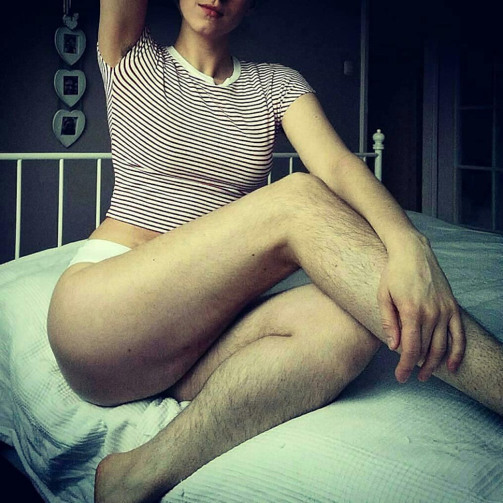 Волосатые Ноги Девочка Секс