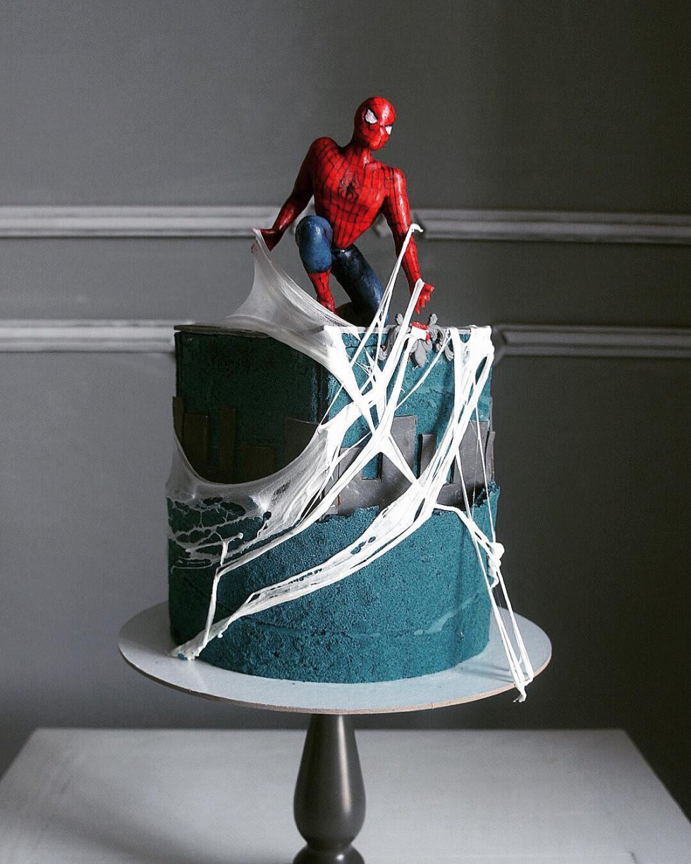 Designer Cakes By Elena Gnut Will Give You Goosebumps