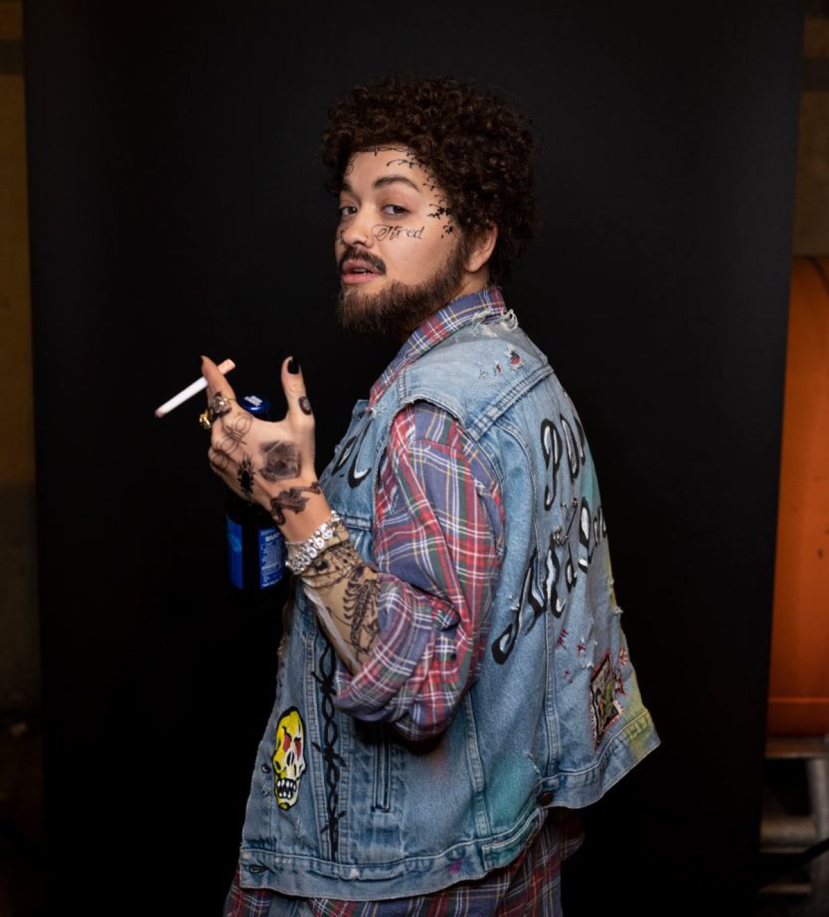 Estas fotos de Rita Ora disfrazada de Post Malone no tienen desperdicio |  Fotogalería | Moda y Belleza | LOS40