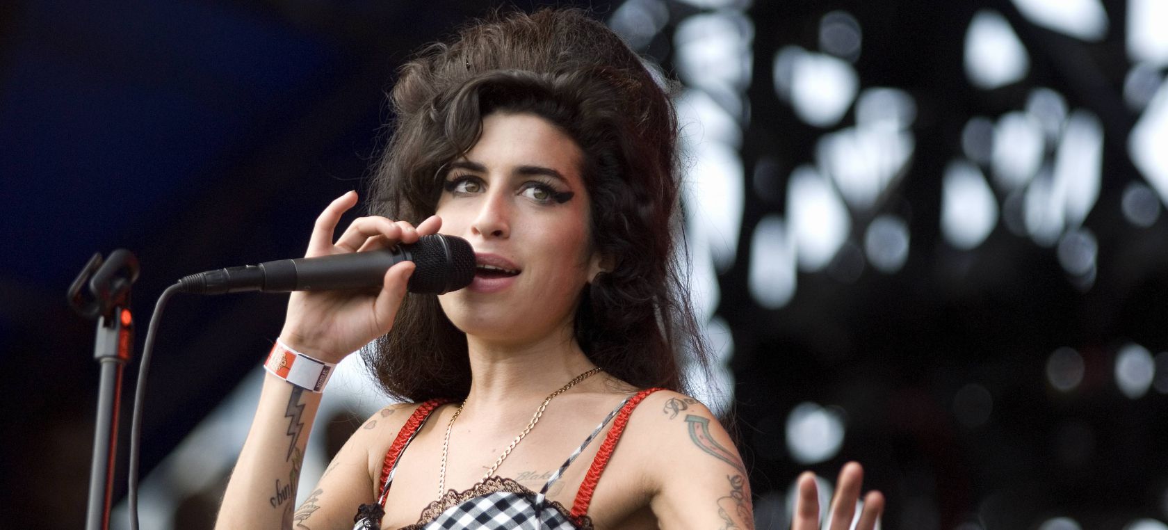 Amy Winehouse, 10 años después: el documental más íntimo de la diva del soul | LOS40 Classic | LOS40