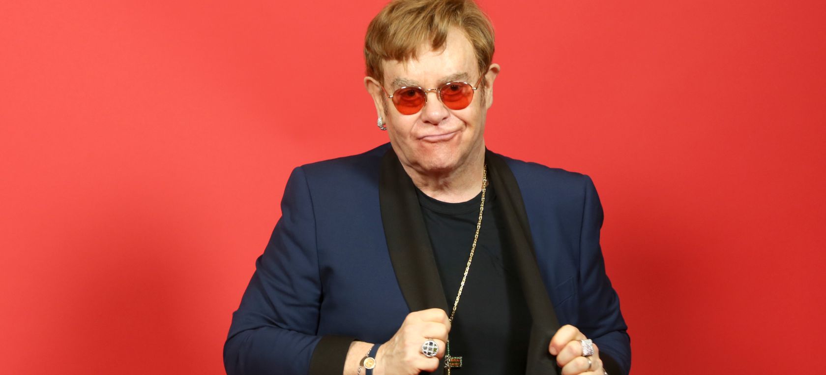 Elton John se atreve con el K-Pop de BTS y se hace viral | Música | LOS40