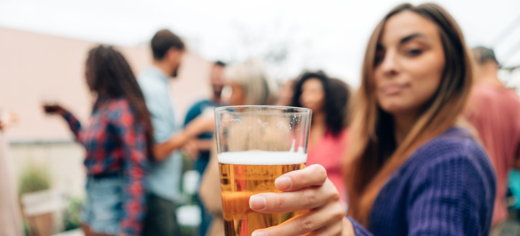 5 cosas que no sabías de la cerveza sin alcohol | Big bang | LOS40
