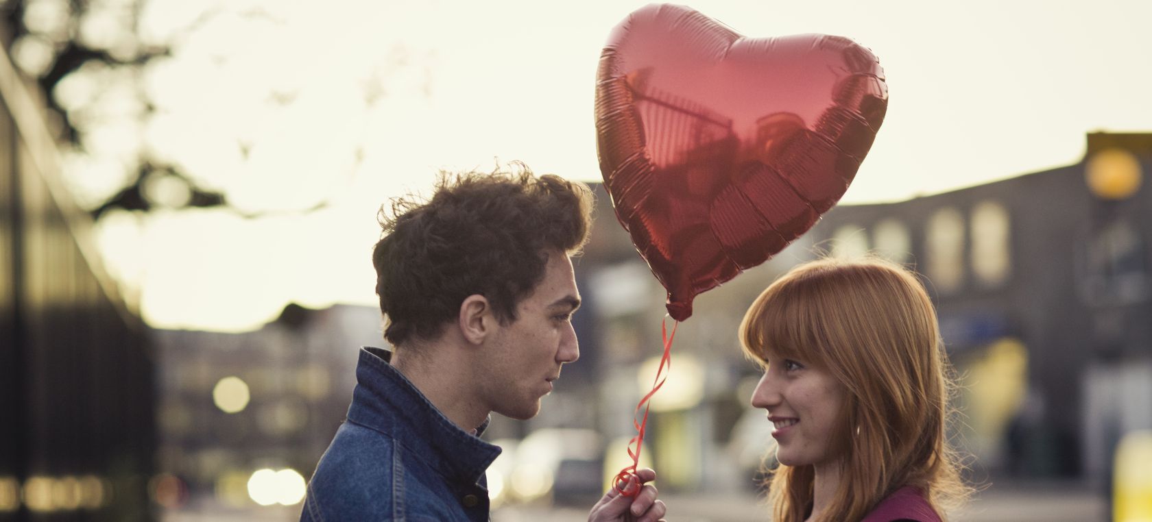 Feliz San Valentín! 100 frases e imágenes de amor para felicitar San  Valentín a tu pareja o amigos | Love 40 | LOS40