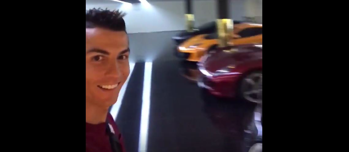 Cristiano Ronaldo nos muestra su parque automovilístico
