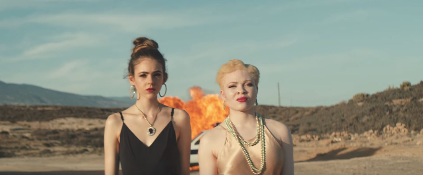 Robin Schulz nos trae la version millennial de 'Thelma y Louise' en su nuevo vídeo