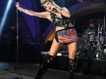 Miley Cyrus y Dua Lipa reinventan el punk: así se han transformado las divas del pop