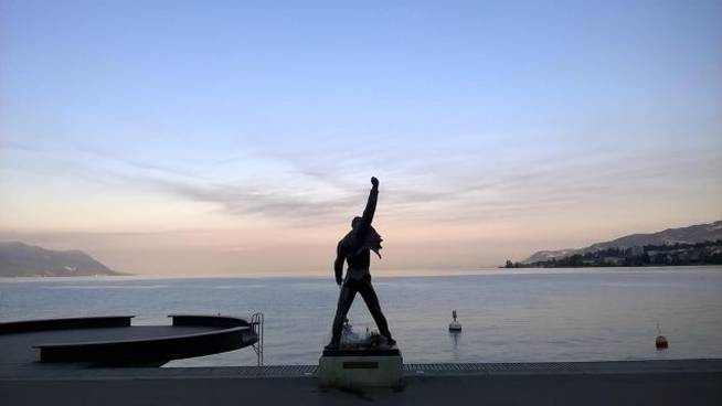 Estatua de Freddie Mercury en Montreux (Suiza)