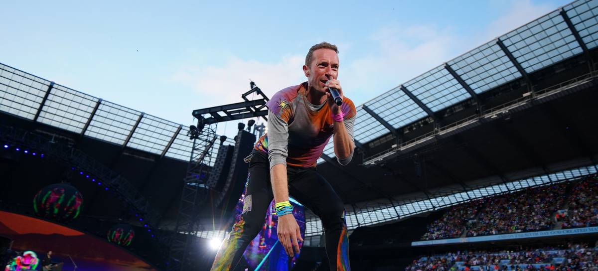 Coldplay durante su concierto en Manchester el pasado 31 de mayo.