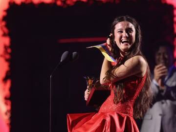 Joaquina, la artista revelación de los Latin Grammy 2023, tiene una cosa en común con Rosalía: “Es una dura y me inspira mucho”