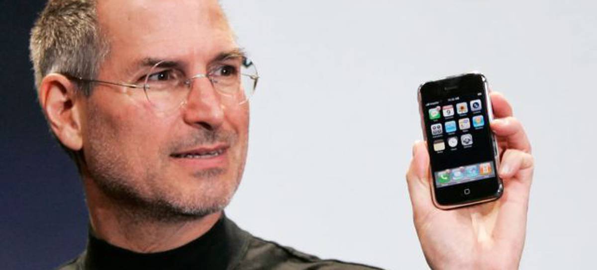 Sacan a subasta un iPhone 1 original de 2007 sin abrir, Dispositivos