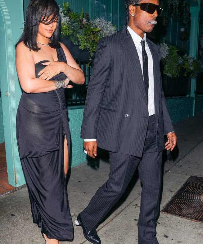 Rihanna abandonando el restaurante junto a su novio, ASAP Rocky