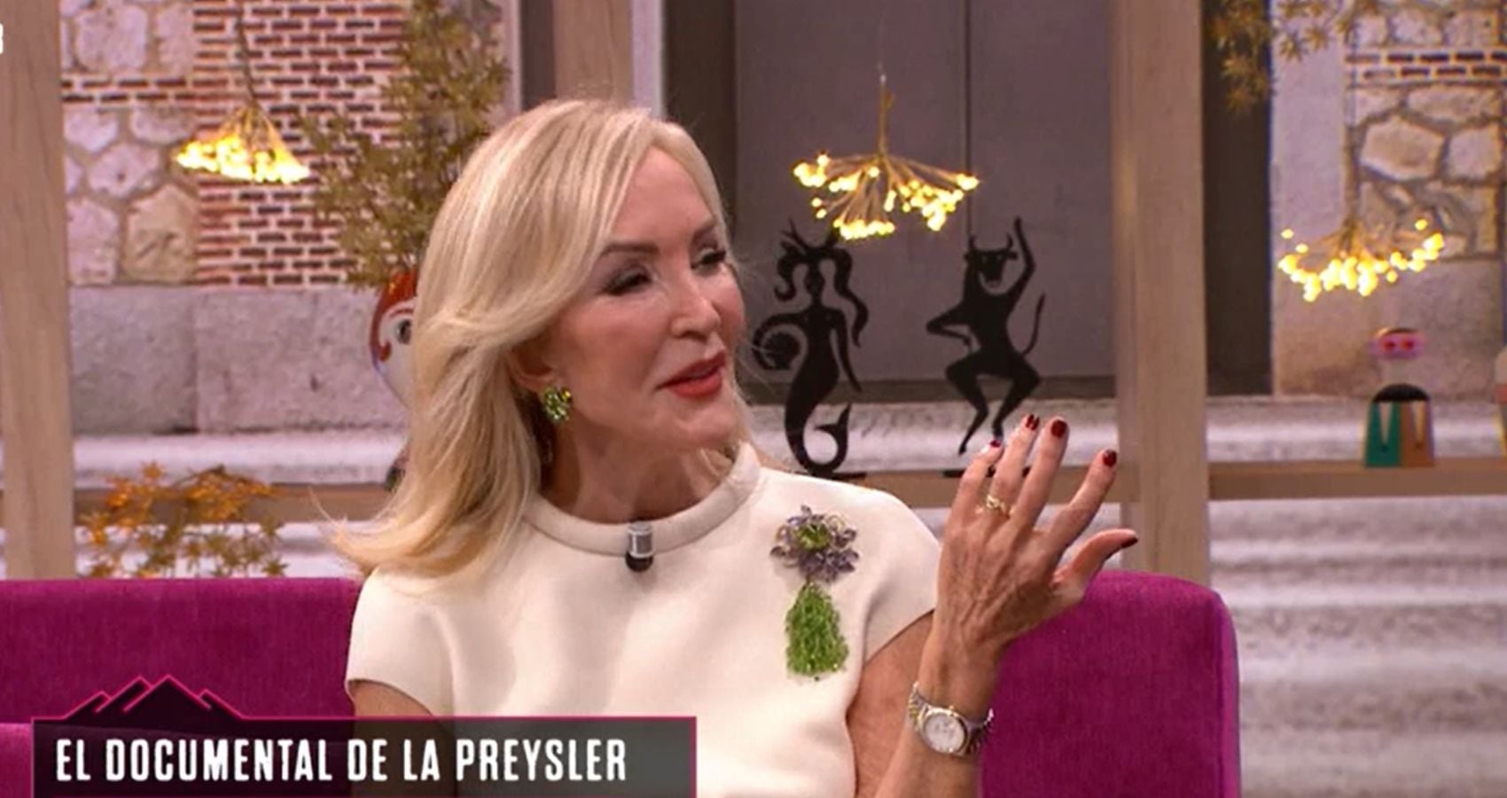 Carmen Lomana carga contra el reality de Isabel Preysler y sus 