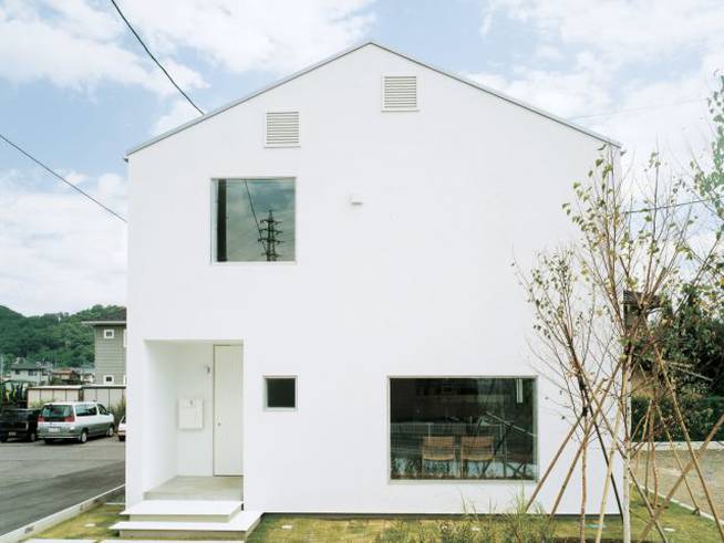 La casa de dos pisos prefabricada de Muji
