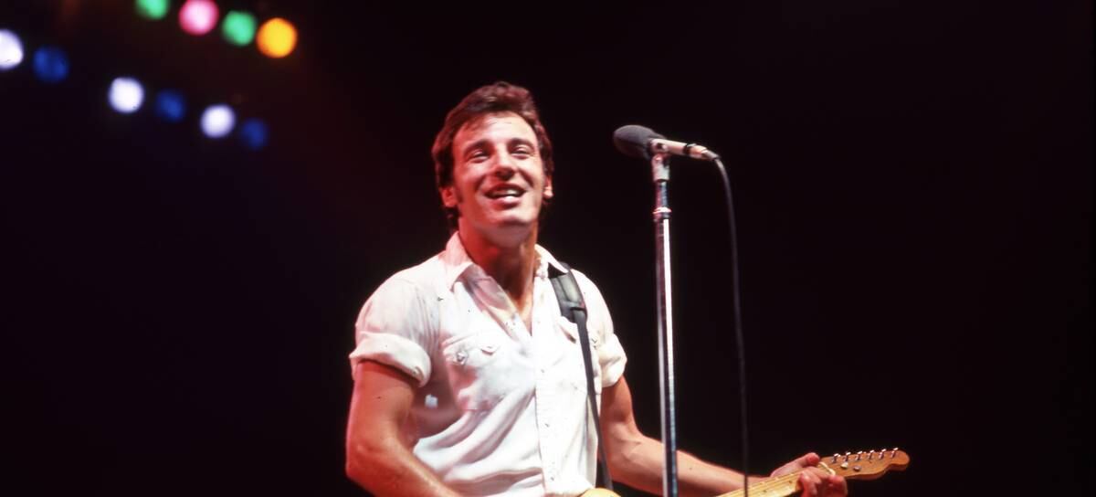 Bruce Springsteen durante una concierto en Detroit, Michigan, el 12 de agosto de 1981.