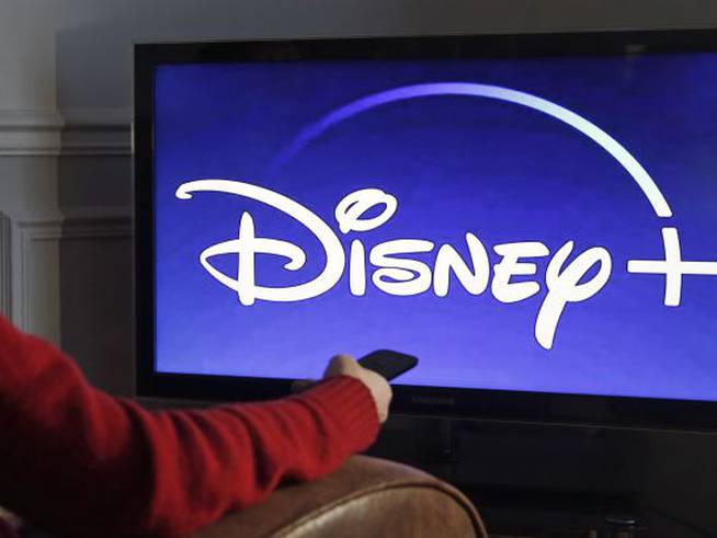 Una televisión con Disney+.