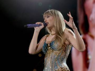 Misterio resuelto: Taylor Swift accede a los escenarios de The Eras Tour metida en el carrito de la limpieza