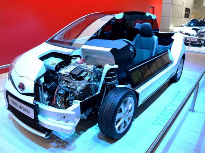 Toyota debutará en 2020 con la primera batería de estado sólido 
