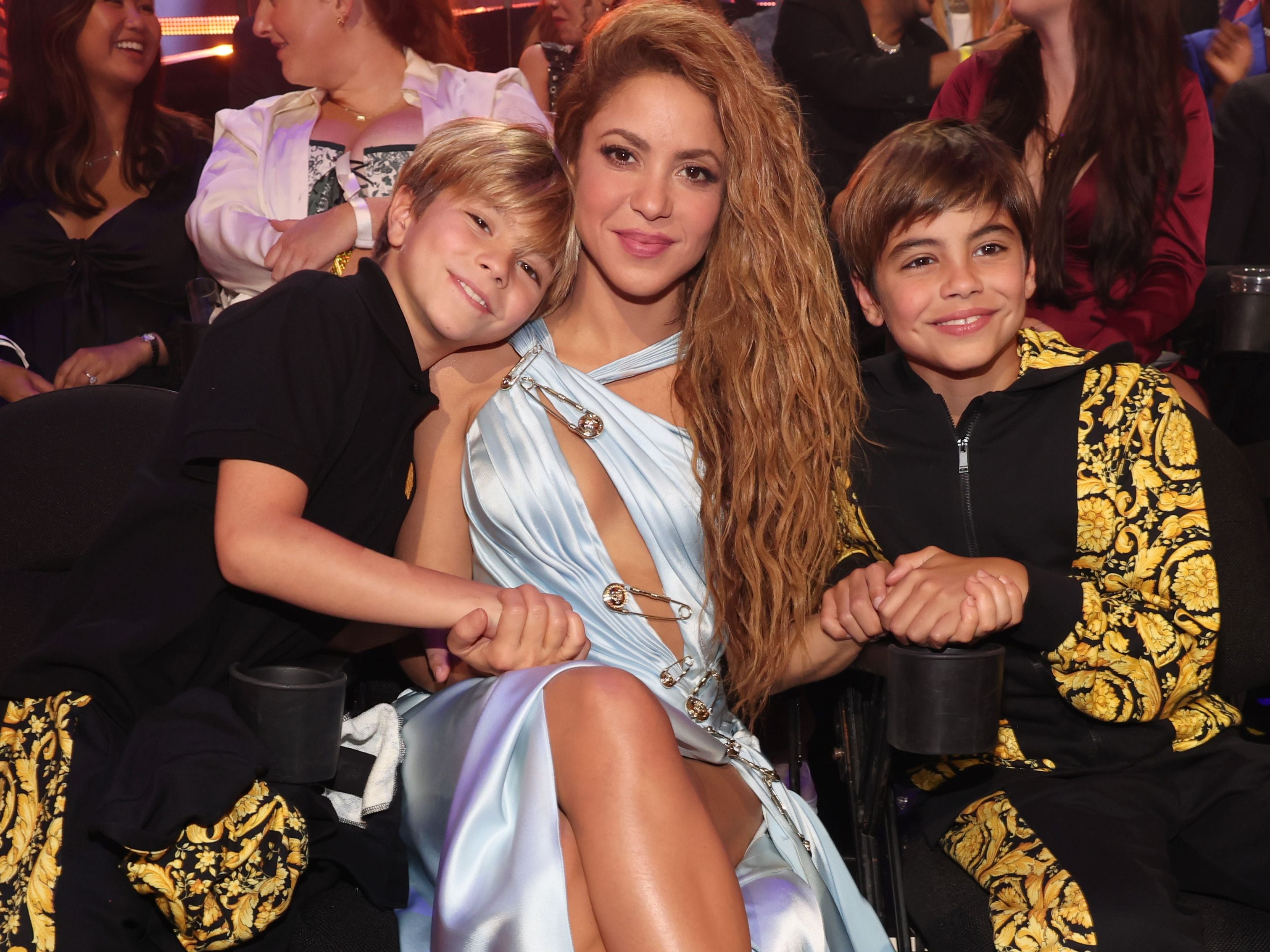 Shakira presenta con orgullo el proyecto musical de sus hijos Milan y Sasha | LOS40