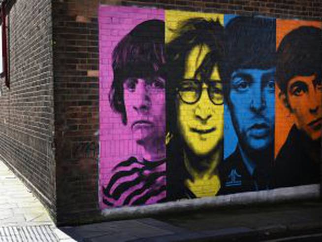 Mural de los Beatles en las calles de Liverpool