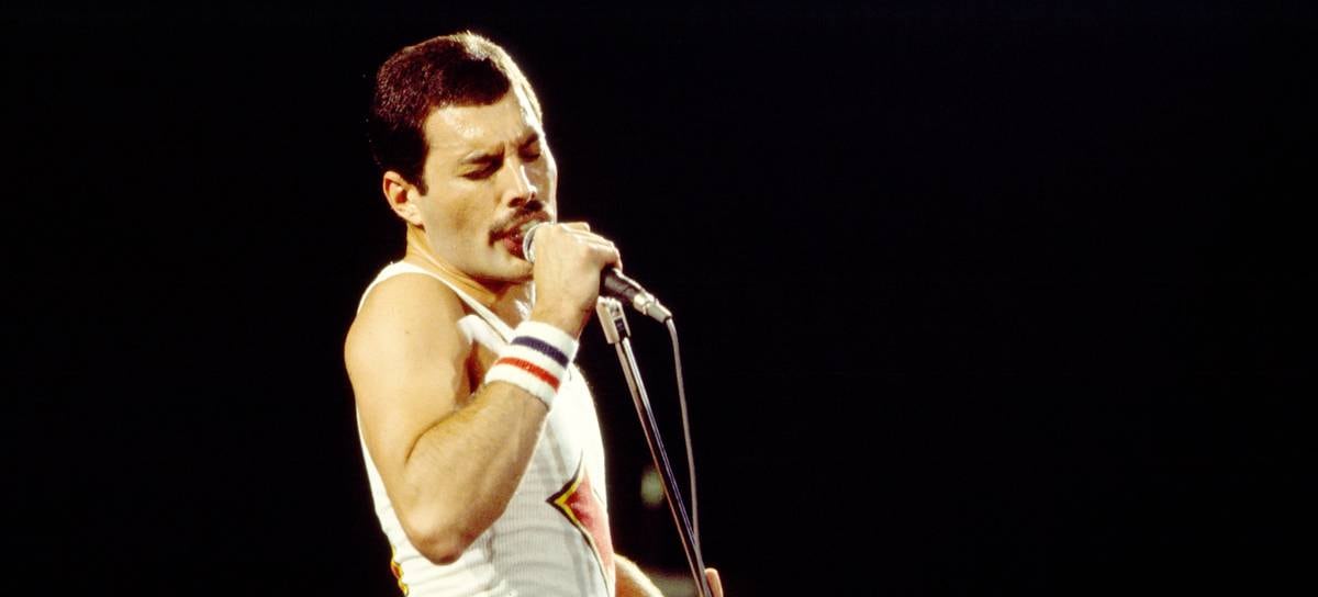 Freddie Mercury durante un concierto de Queen en Nueva Jersey en 1982.