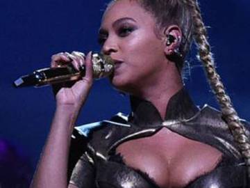 Beyoncé sangra en concierto y fans se solidarizan de manera alarmante