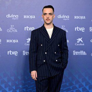 C. Tangana estrena tema inédito: 'Estrecho / Alvarado' para reeditar su  álbum 'Avida Dollars' - Música - CADENA 100