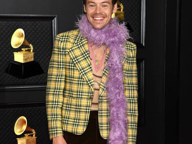 Harry Styles, en la alfombra roja de los Grammy 2021