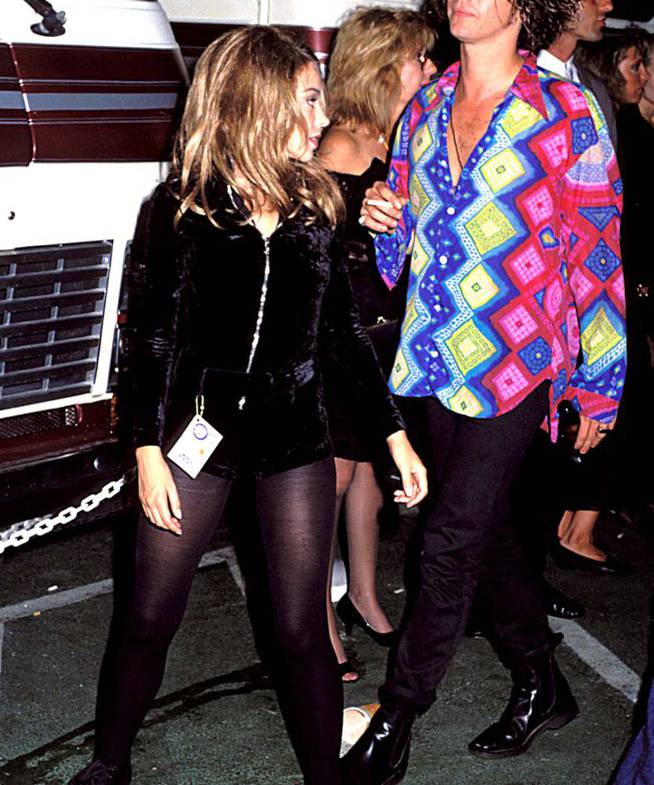 Kylie Minogue y Michael Hutchence, en 1990 en los MTV Video Music Awards en Los Angeles (California)