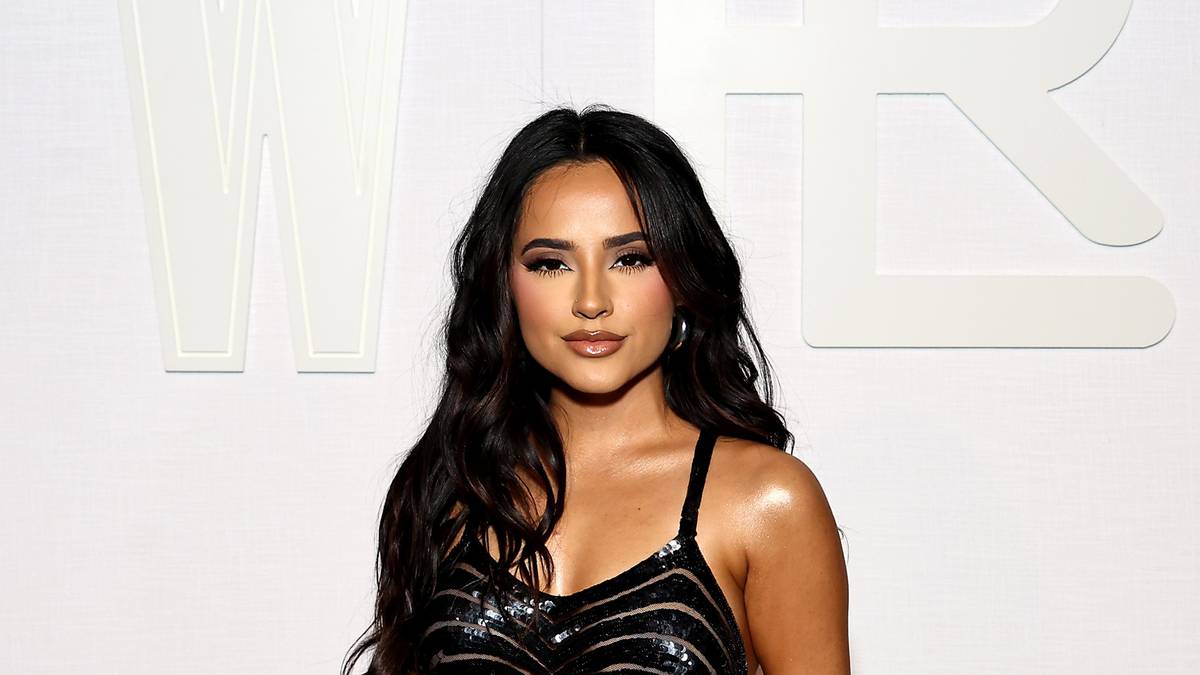Becky G shows off her body transformation and shares an important thought |  Los 40 Urban