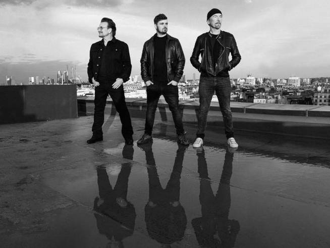 Imagen promocional del single We are the People de Martin Garrix, Bono y The Edge
