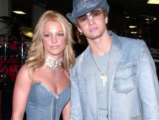Britney Spears y Justin Timberlake, en los American Music Awards.