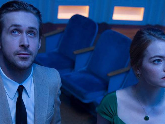 Ryan Gosling y Emma Stone en &#039;La ciudad de las estrellas: La la land&#039;.