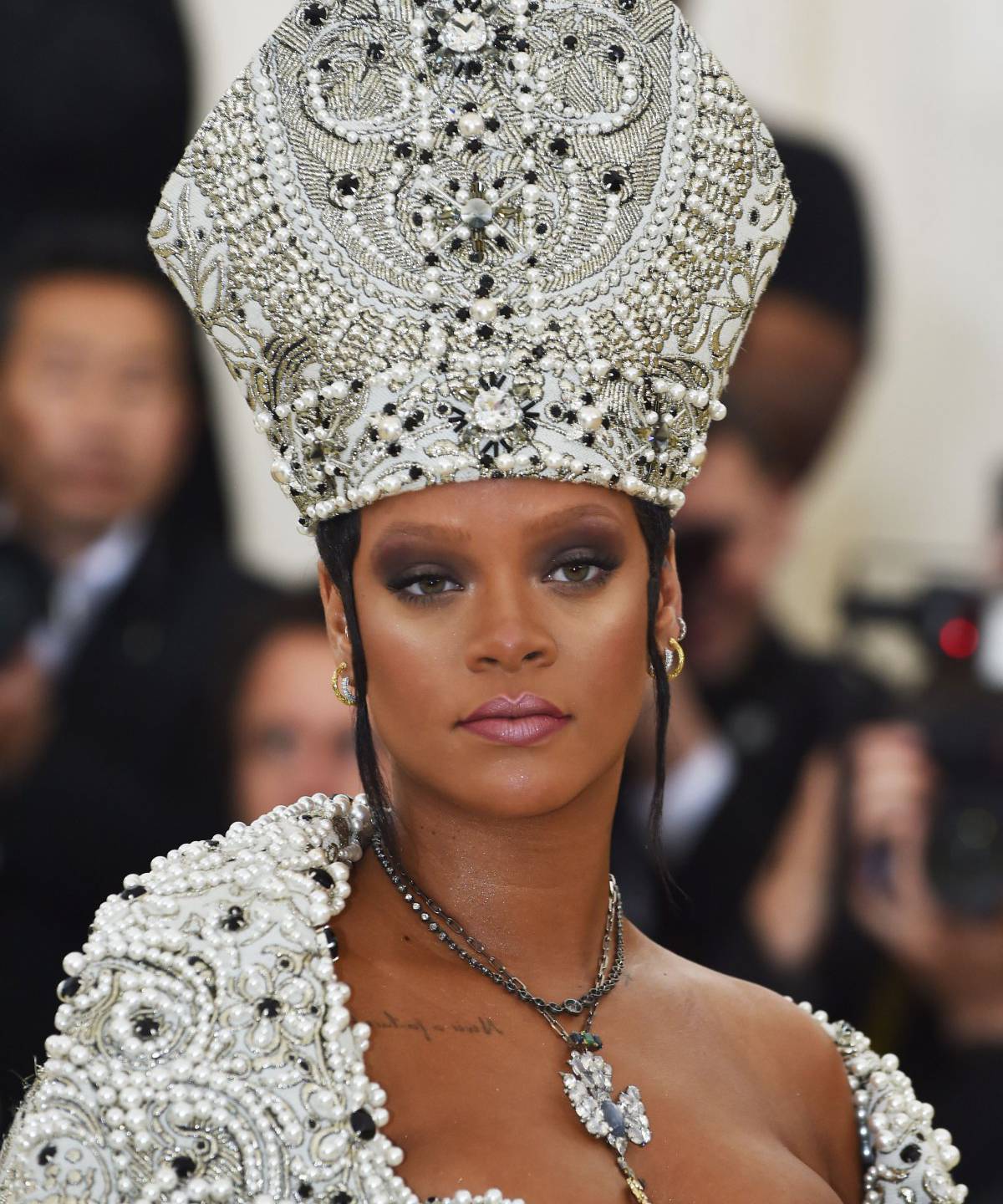 Rihanna durante la Gala MET de 2018