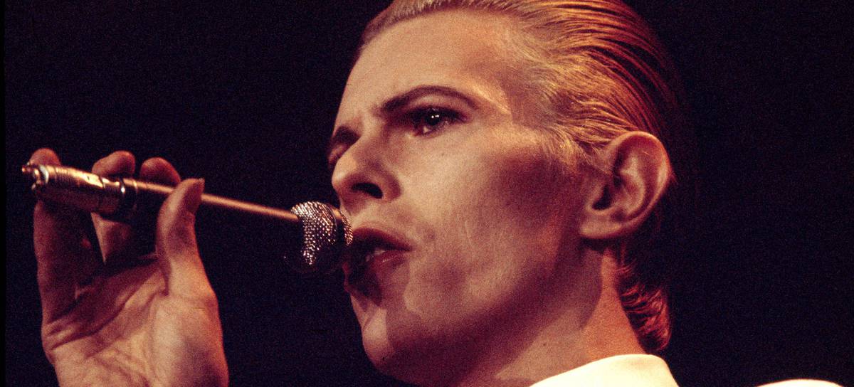 David Bowie en un concierto en Copenhague en 1976.