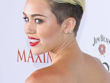 Miley Cyrus tiene una idea para un supergrupo (y a su padre le va a encantar)