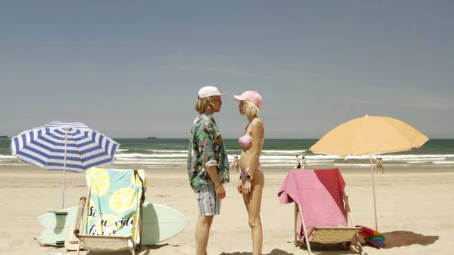Un extracto del videoclip Amor Tropical.