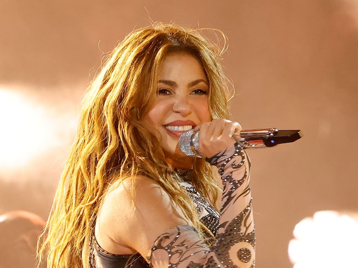 Shakira recrea uno de sus memes más icónicos casi 30 años después