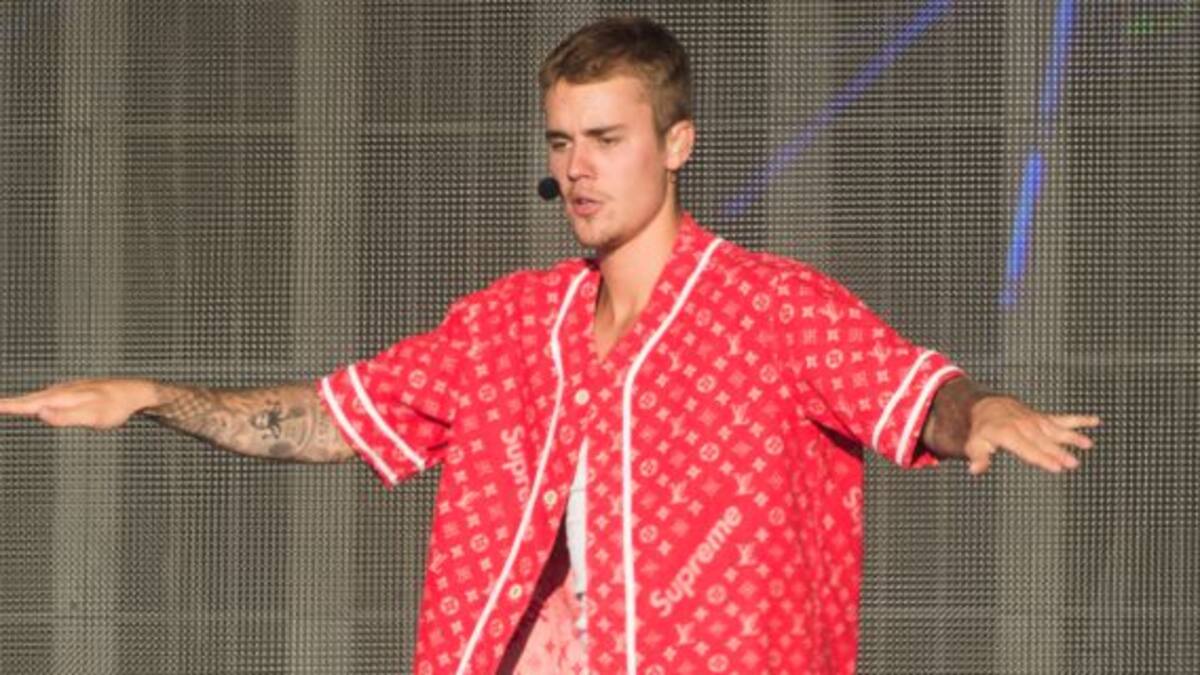 Justin Bieber sorprende a sus fans con este baile