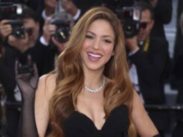 El sencillo look de 7.000 euros de Shakira en el aeropuerto
