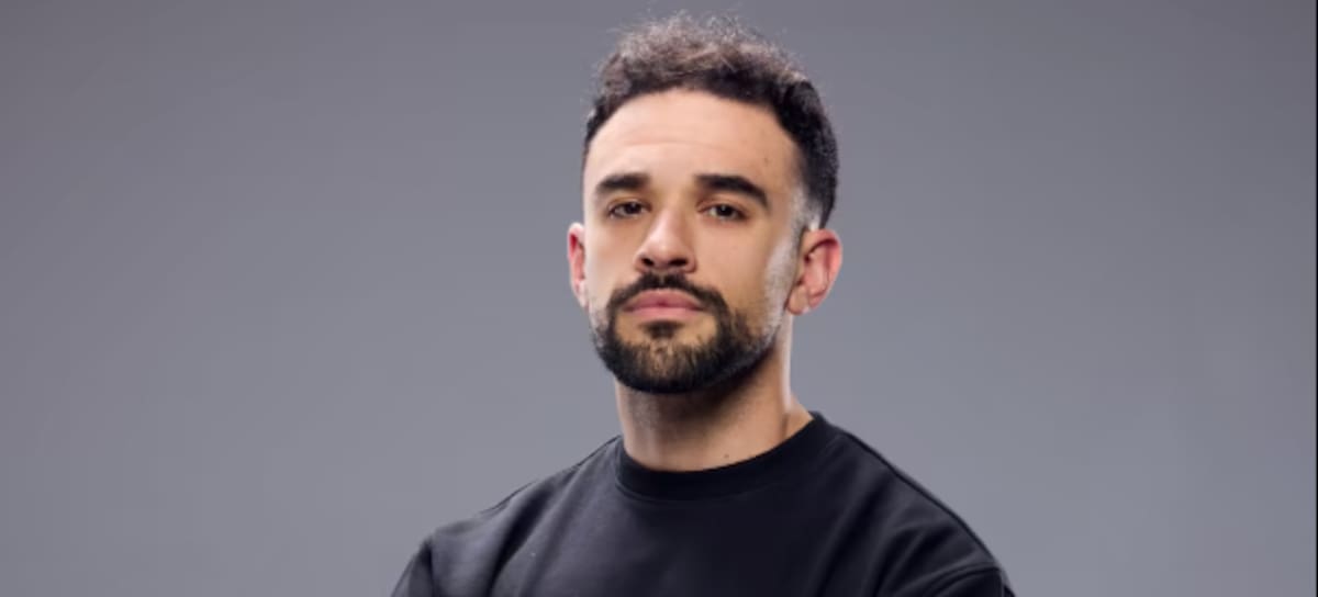 IlloJuan en las fotos promocionales de La Velada del Año VI.