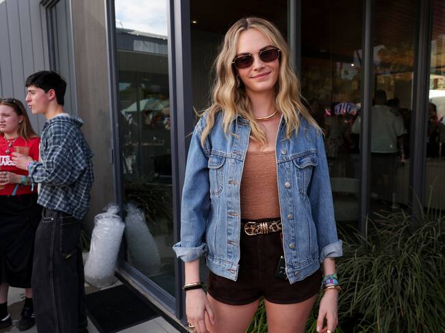 Cara Delevingne es otra de las habituales del Coachella Fest. Raro es el año que, si no tiene compromisos profesionales, falta a esta cita.