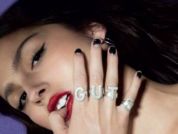 Olivia Rodrigo trae su tour 'GUTS' a España: fechas, entradas y precios de los conciertos de Madrid y Barcelona