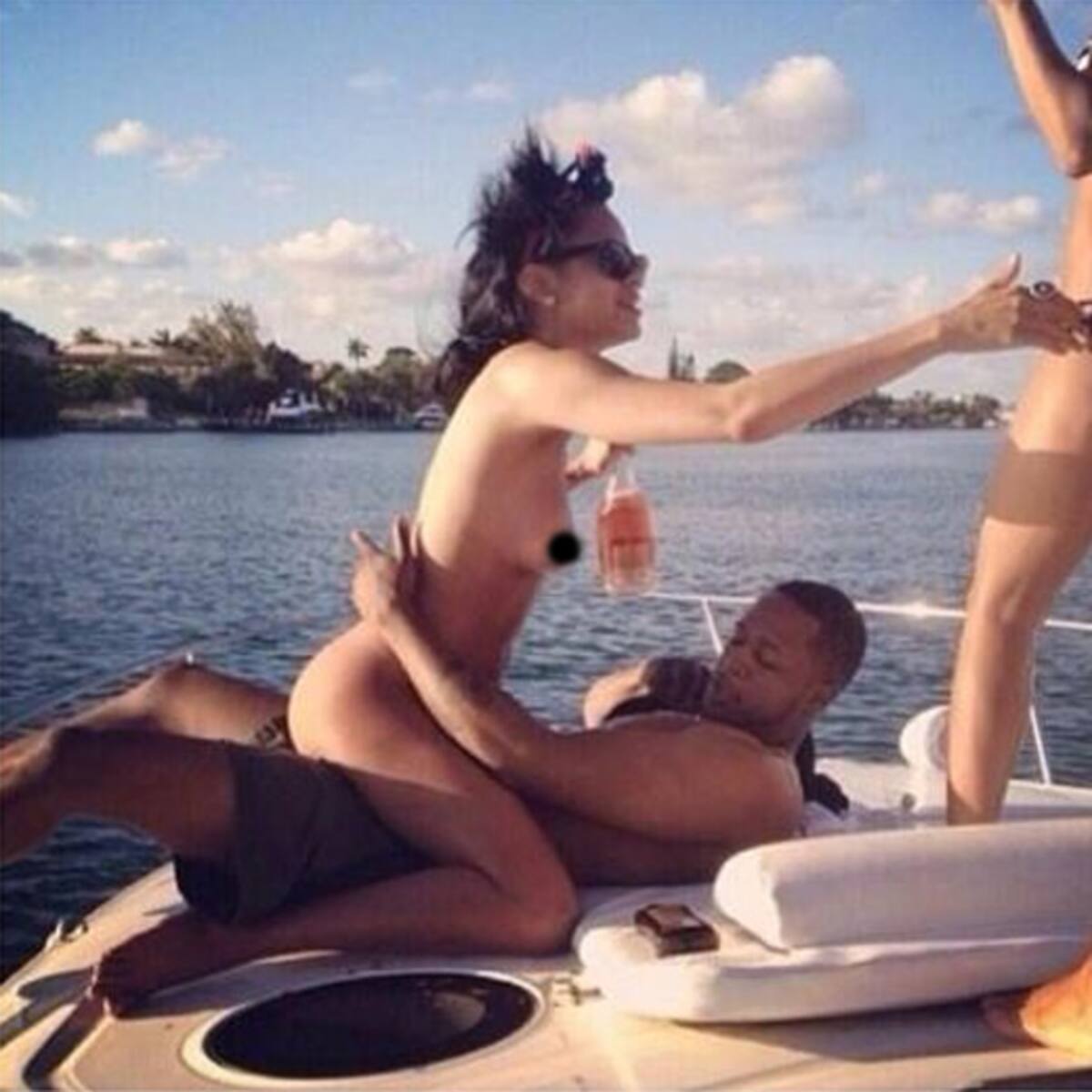 La polémica foto de Rihanna
