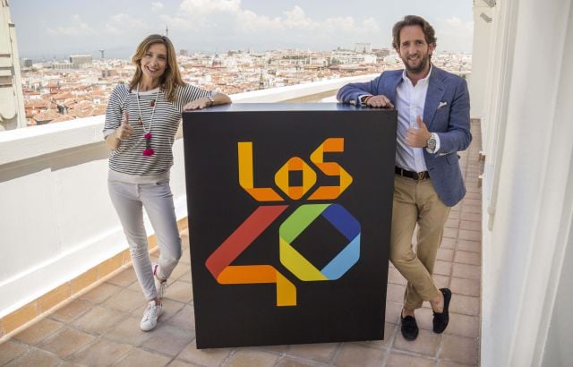 Eva Cebrián (LOS40) y Raúl Berdonés (Secuoya)