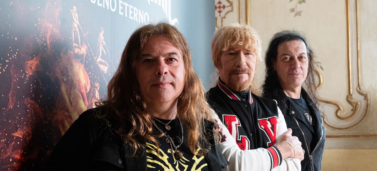 Manuel Martínez Pradas, Manuel Ibáñez y Paco Ventura, integrantes de la banda de rock andaluz Medina Azahara, el 1 de diciembre de 2023 en Madrid.