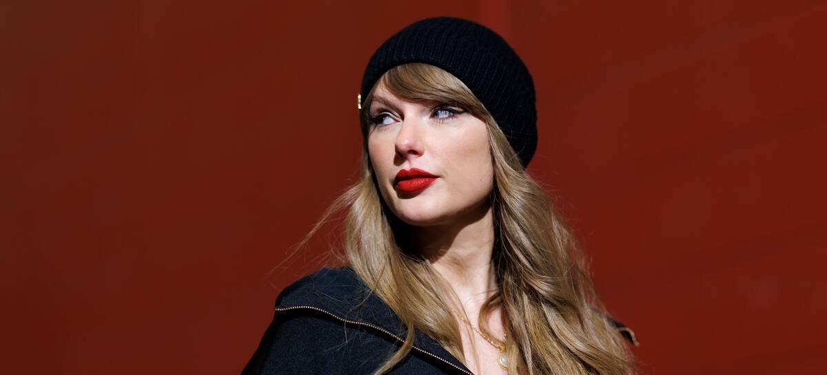 Sale el Top 50 canciones más escuchadas de Apple Music del que Taylor Swift queda excluida.