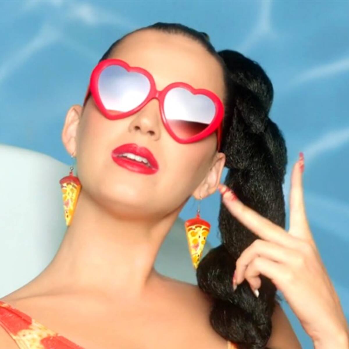 Katy Perry quiere ser una Illuminati