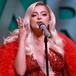 Bebe Rexha pasa su peor momento en televisión versionando ‘Only Girl’ de Rihanna con una letra aleatoria