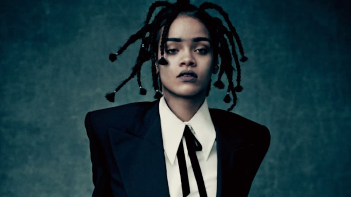 Rihanna repite colaboración con Manolo Blahnik